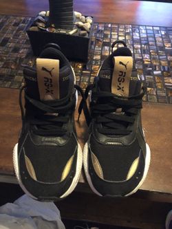 Pumas Black And Gold And White