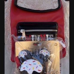 DISNEY PARKS NEW  BLING CRYSTAL MINNIE MOUSE EARS MINI BACKPACK AND COIN PURSE NEW Serious inquiries only  Low offers will be ignored  Pick up locatio