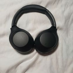 Sony WH-XB900N 