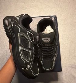 Dior b30