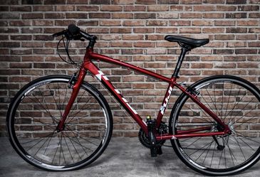 Fuji Absolute 1.4 Hybrid – 700c – 3x9 Drivetrain – Excellent Condition