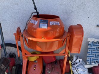 Cement mixer