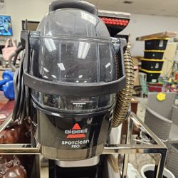 BISSELL 3624 Lightweight SpotClean Professional Portable Carpet Cleaner