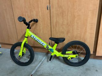 Strider Sport Balance bike Jurassic park