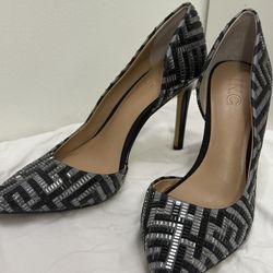 Black and gray, size 8M/39
