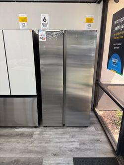 Samsung - 28 Cu Ft Side By Side Stainless Steel Refrigerator😍