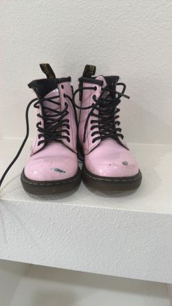 dr martens boots