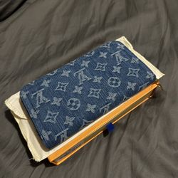 Louis Vuitton Zippy Wallet Monogram Blue Denim
