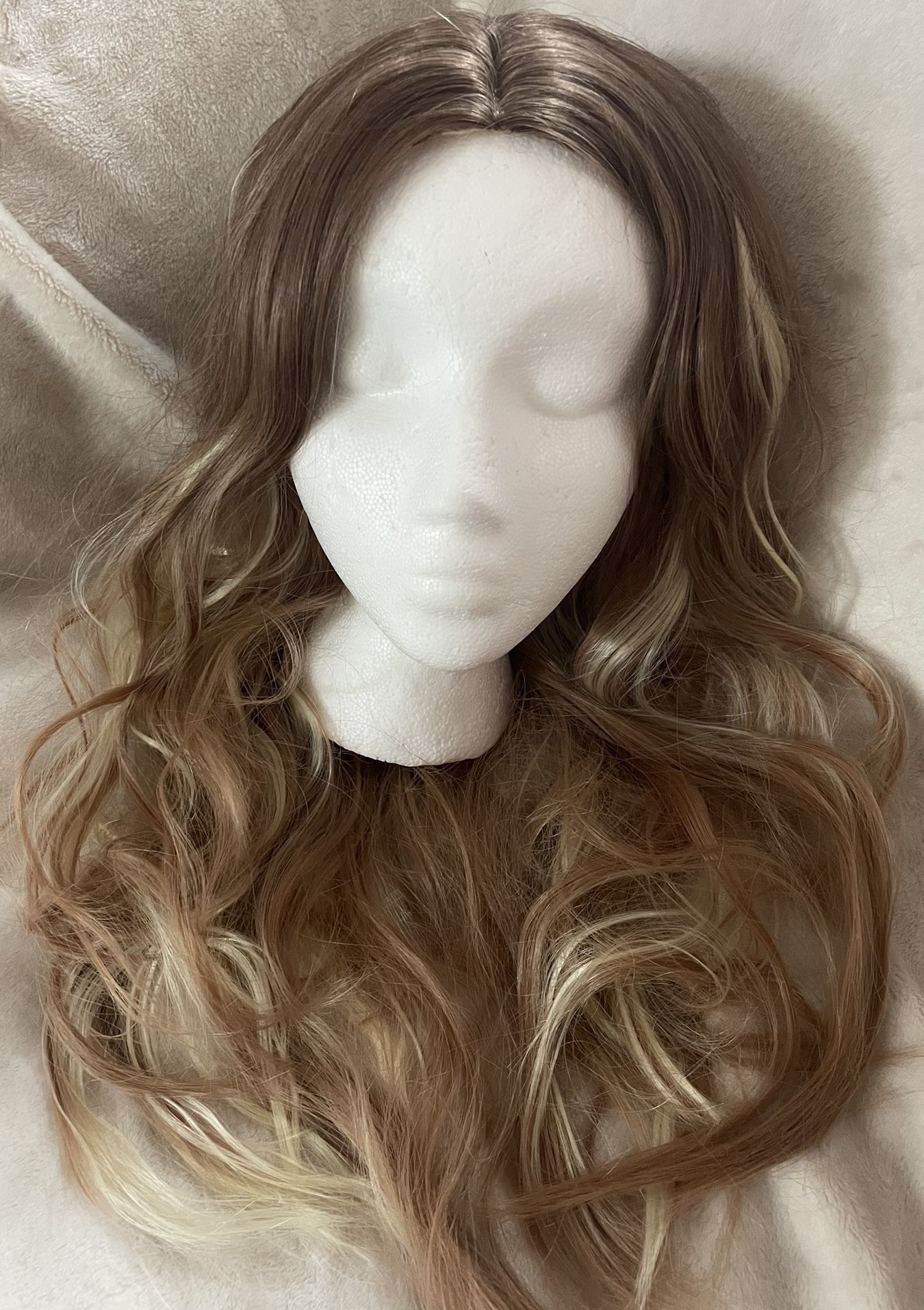 “Savannah” 22” Full Wig (No Bangs)