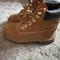 Kids Timberland Size 13m