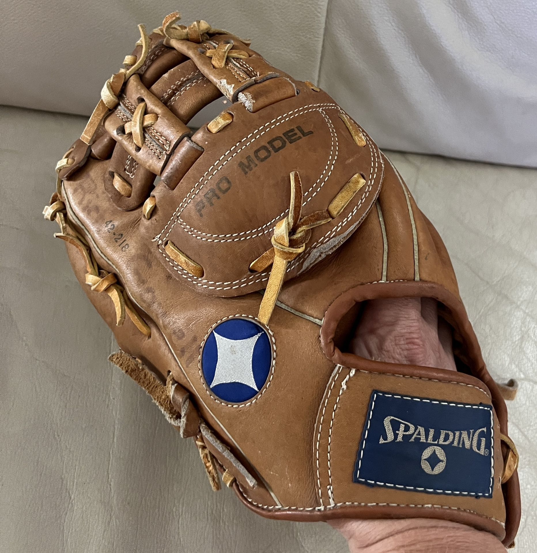 Spalding Pro Model baseball/softball glove, Spalding Supreme XS 13.5 inch LH 42-218