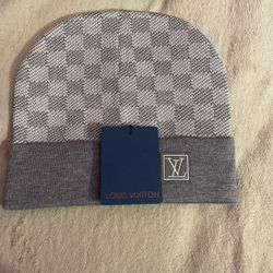 Grey Lv