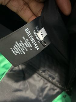 Balenciaga coat  size 46 oversize
