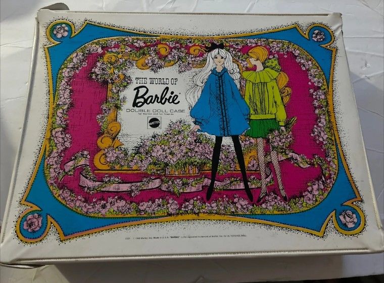 Vintage 1968 The World Of Barbie Double Doll Case With Clothes And Accessories