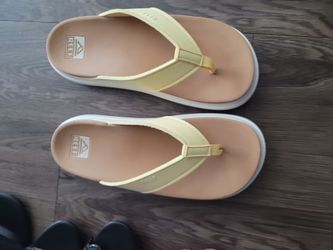Sandal