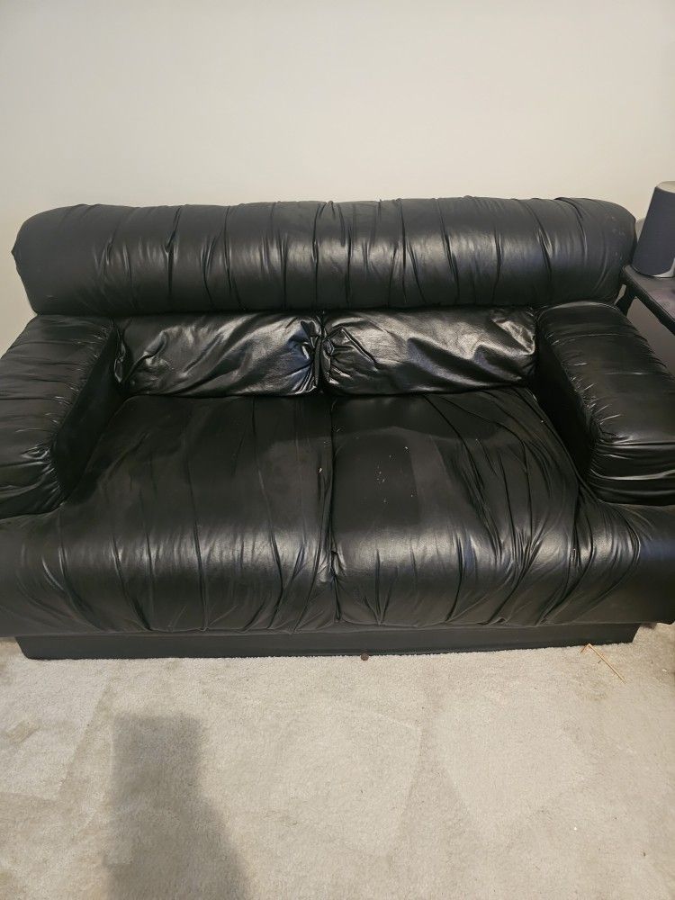 Two Seat Leather Love Seat/Couch