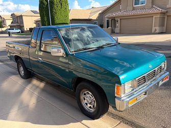 Nissan hardbody