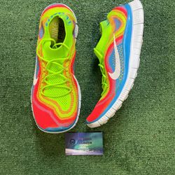 Nike free run 5.0 flyknit rainbow size 12men/13.5women