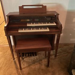 Mini Vintage  Organ