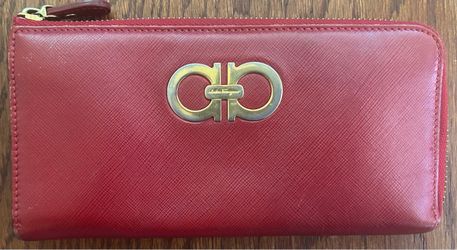 Ferragamo Saffiano Gancini zip around continental wallet