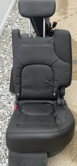 2008-2012 Rear Seats Pathfinder