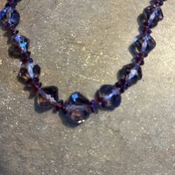 1920s Czec glass beaded purple necklace