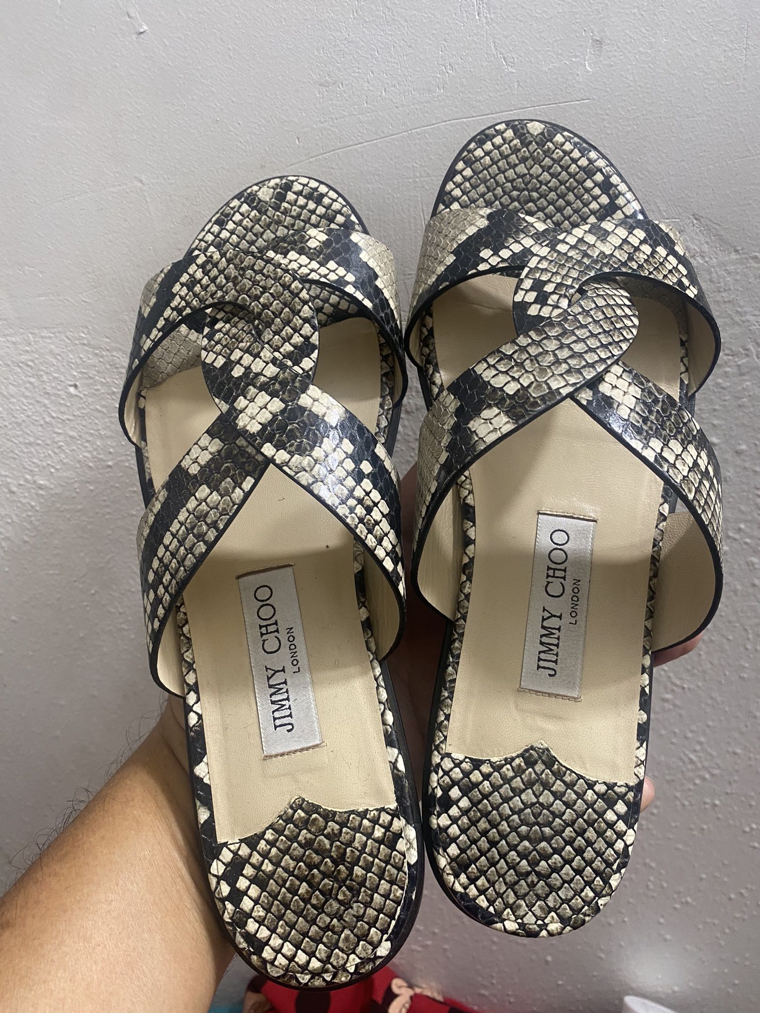 JIMMY CHOO Calfskin Snake Print Atia Flat Natural size 8