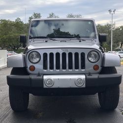 2013 Jeep Wrangler Unlimited Sahara