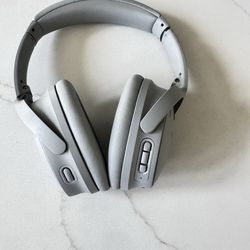 Bosé headphones