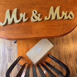 Mr & Mrs Sign Gold Sparkly Bride And Groom decor & Cake Set