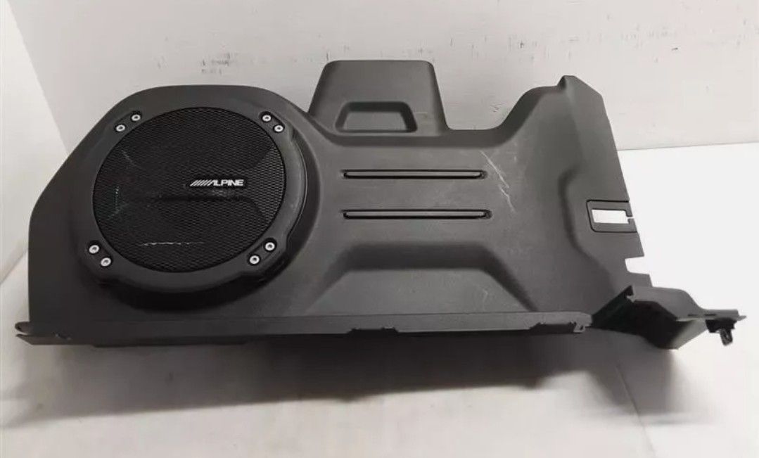 Jeep Wrangler JL Apine Sub With Plastics