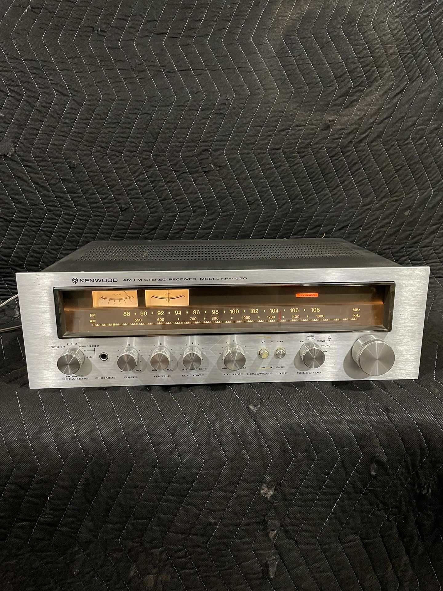 Vintage Kenwood KR-4070 Stereo Receiver