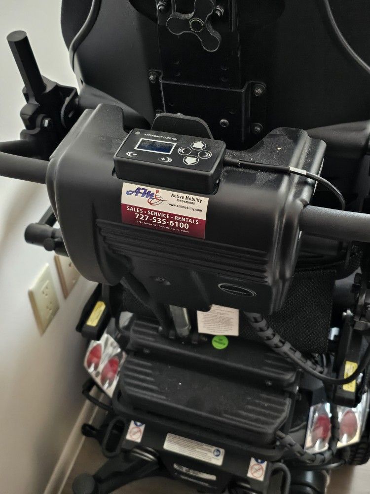 Electric Wheelchair 