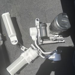Sony fx30 + 4/18 105 lens + dji RS mini 4