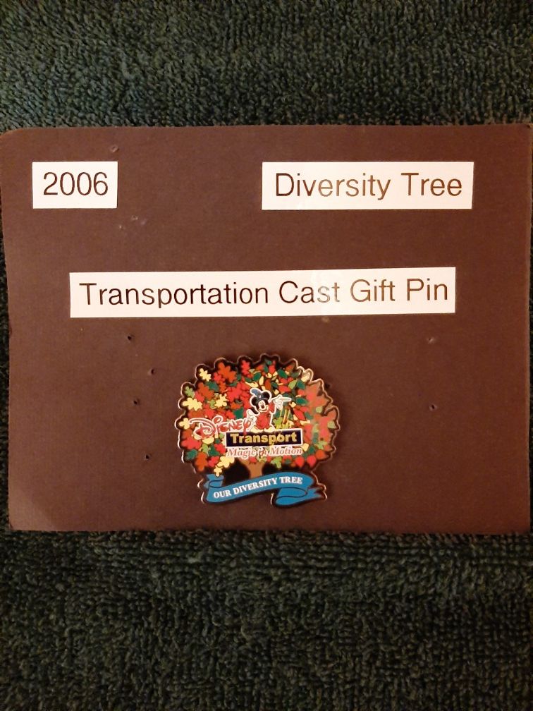 RARE Disney Pin - Cast Exclusive