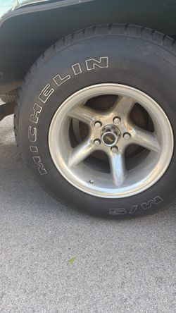 OBS wheels wit new tires for Chevy o gmc