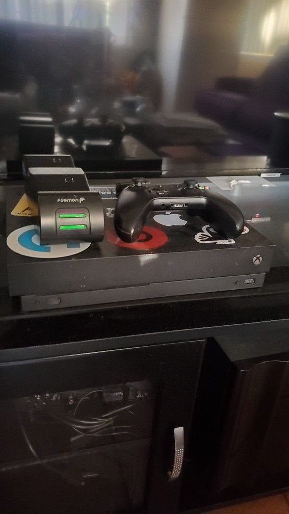Xbox One X