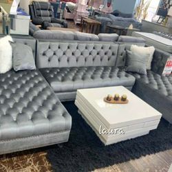 
♧ASK DISCOUNT COUPOn⭐PICK UP/DELIVERY sofa loveseat living room set sleeper couch recliner ♧
Prada Gray Velvet Double Chaise Sectional 
