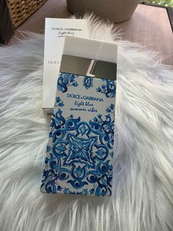 Dolce&Gabbana Light Blue Summer Vibes — 100 mL / 3.3 oz

BRAND NEW • 100% AUTHENTIC • TESTER
