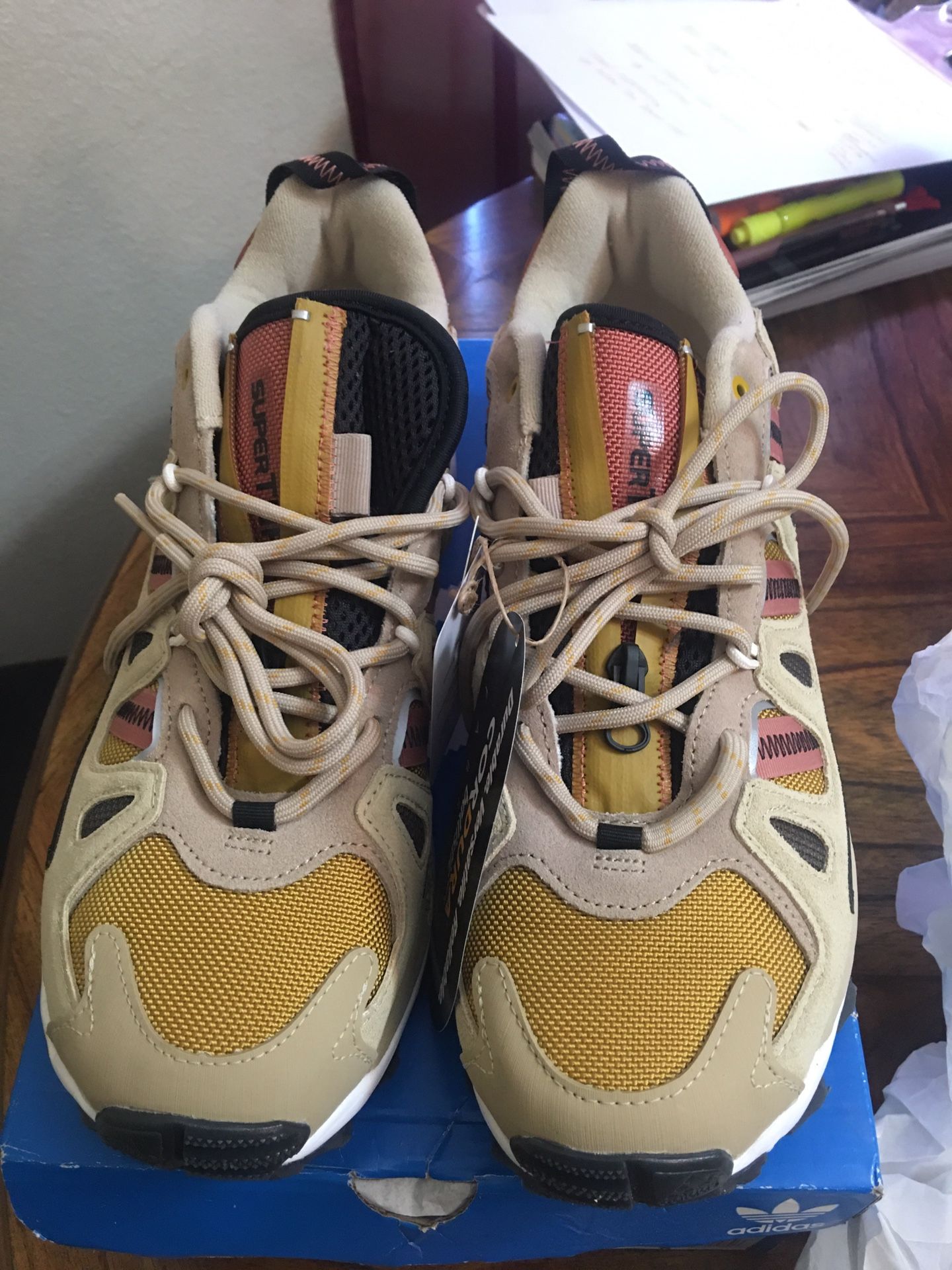 Tenis Nuevos Size 10 De Hombre Marca Adidas New Never Used 