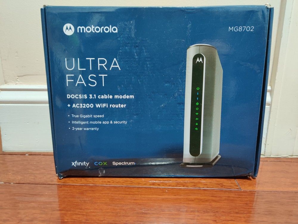Motorola MG8702 DOCSIS 3.1 Cable Modem + AC3200 WiFi Router
