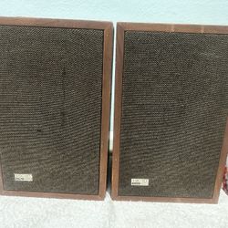 Vintage Harman Kardon HK10 speakers.