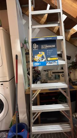 Werner 8ft Aluminum Step Ladder 250lb