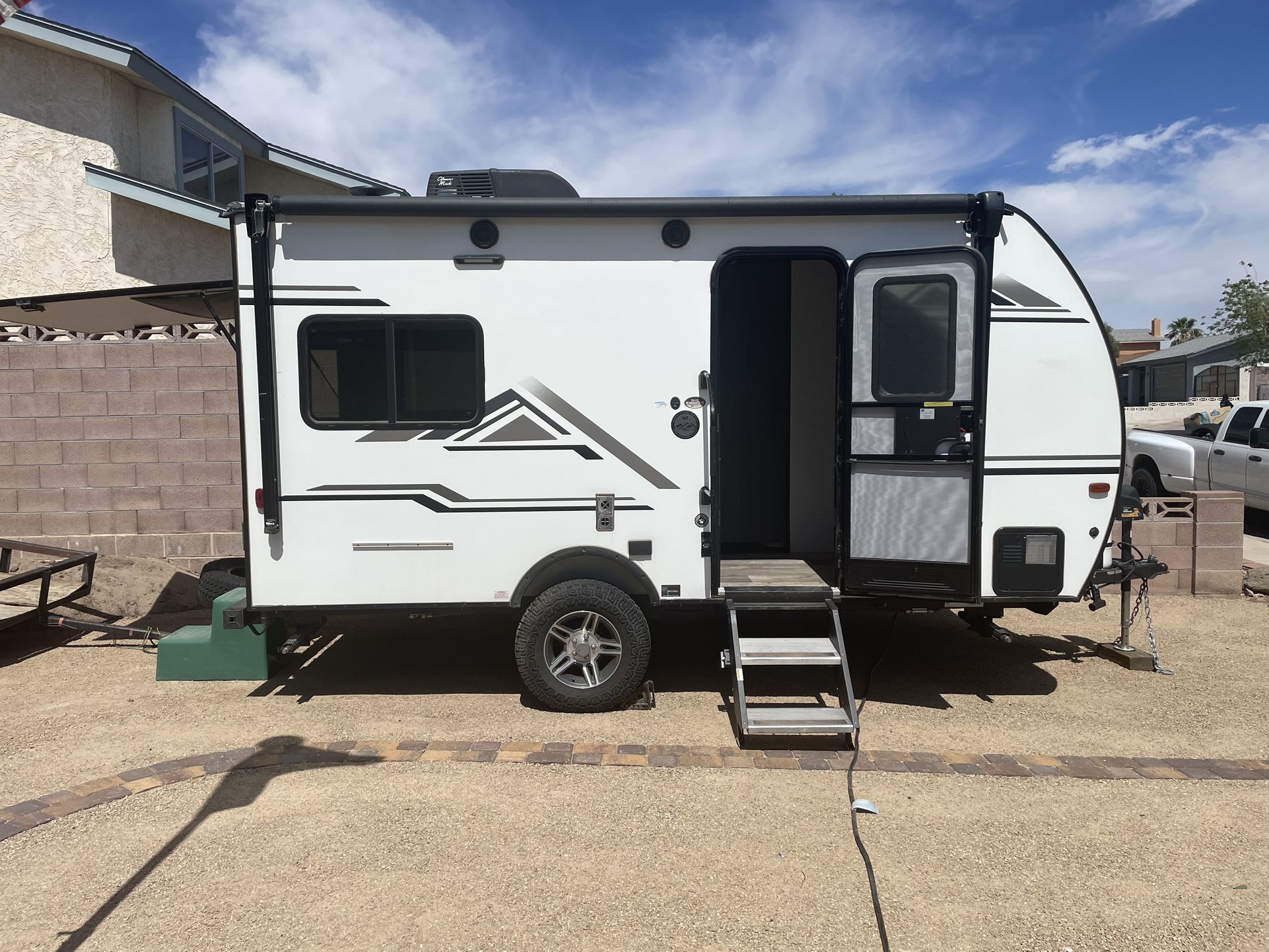 2021 KZ E 14 Escape E14 Escape