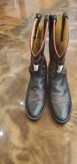 Boys boots Justin size 3.5