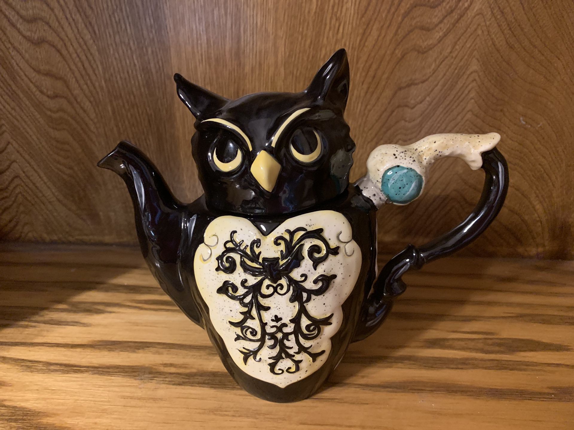 Black Owl Tea Pot