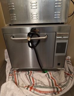 Commercial oven