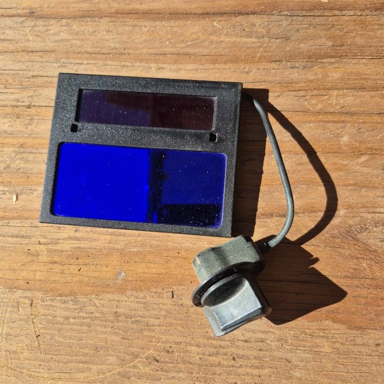 Chicago Electric Auto-Darkening Lens Unit