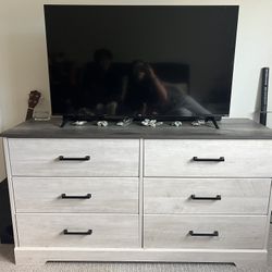 Ashley Shawburn 6 Drawer Dresser + Single Matching Nightstand