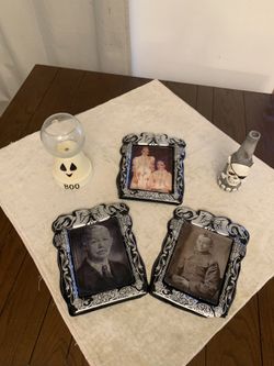 3-Dimensional Halloween Picture Frames